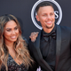 Illustration for article titled Ayesha Currys Got Eggplant Jokes After Steph Currys Alleged Nudes Leak